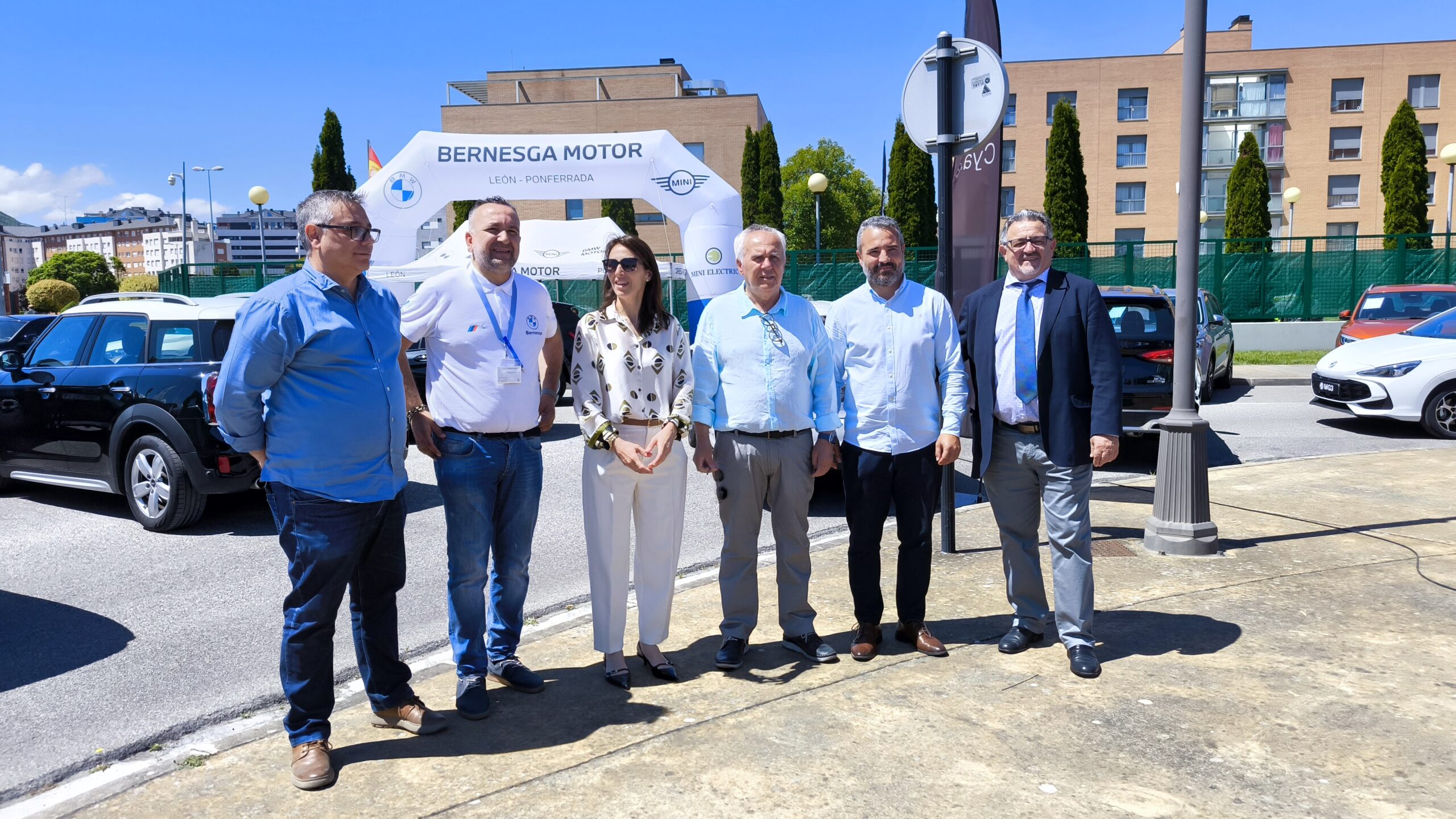 Abre Expocasión 2025 en el aparcamiento de El Toralín con la mayor oferta de vehículos 2