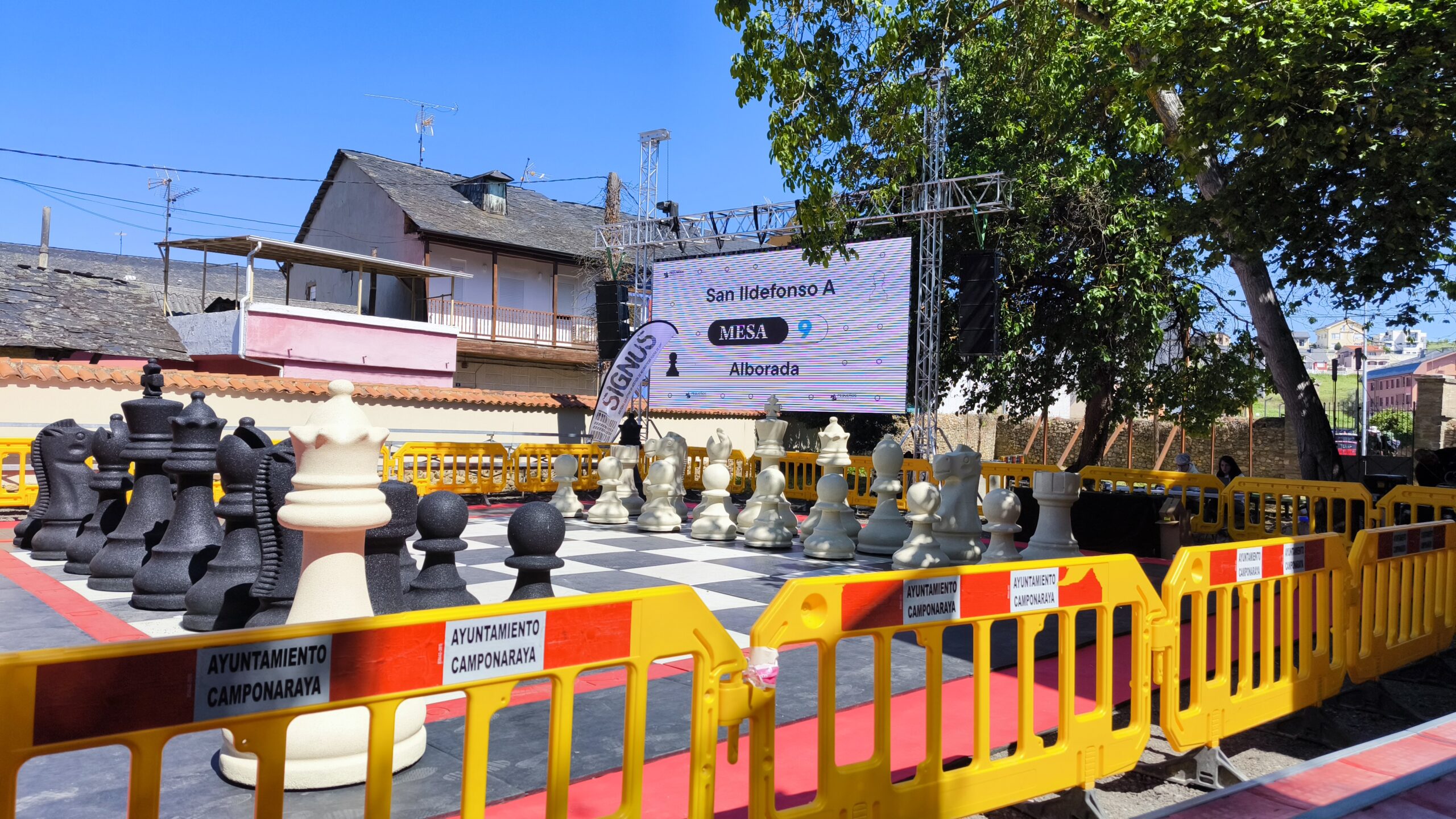los Colegios del Bierzo se divierten participando en los "Pequeños Gigantes" de Camponaraya 7