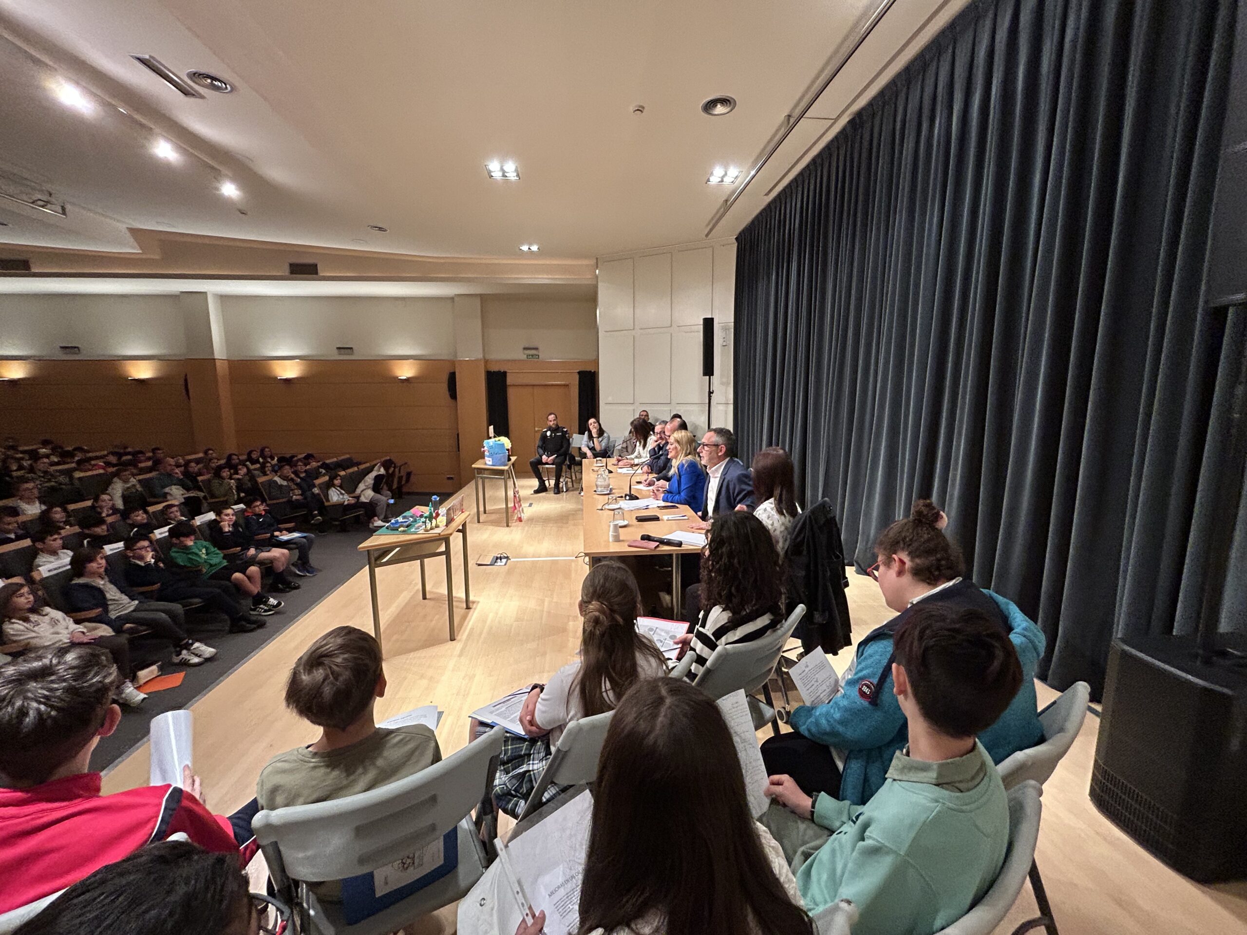 El Consejo de la Infancia y la Adolescencia de Ponferrada promueve iniciativas medioambientales y deportivas 1