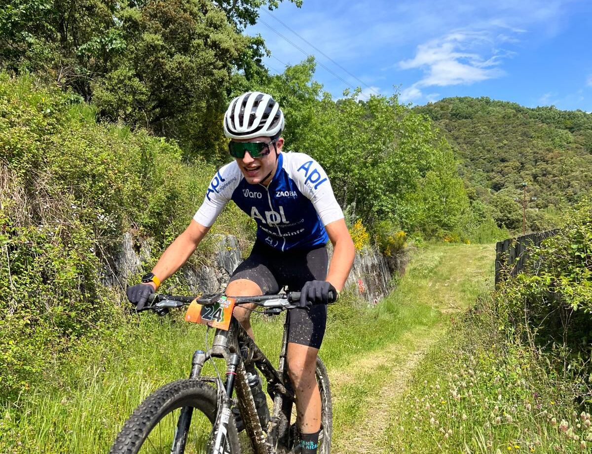 Iker Nuevo, el joven prodigio berciano, conquista la BTT Minera 2025 con solo 18 años 1