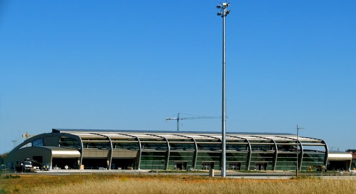 El Aeropuerto de León ofrecerá vuelos a siete destinos de sol y playa este verano 1