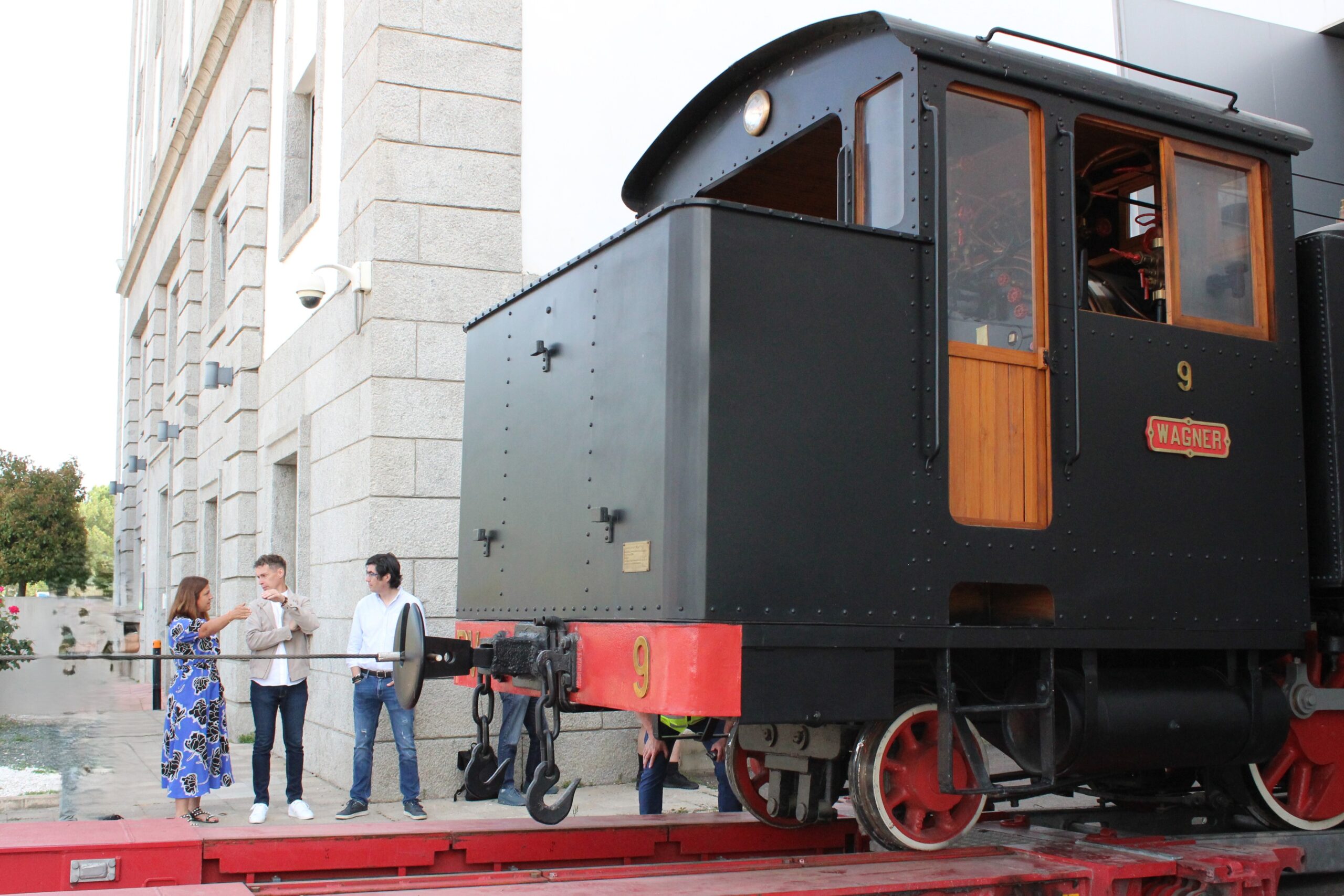 La histórica locomotora Wagner número 9 se traslada a Villablino para impulsar el tren turístico del Ponfeblino 2 La histórica locomotora Wagner número 9 se traslada a Villablino para impulsar el tren turístico del Ponfeblino 2