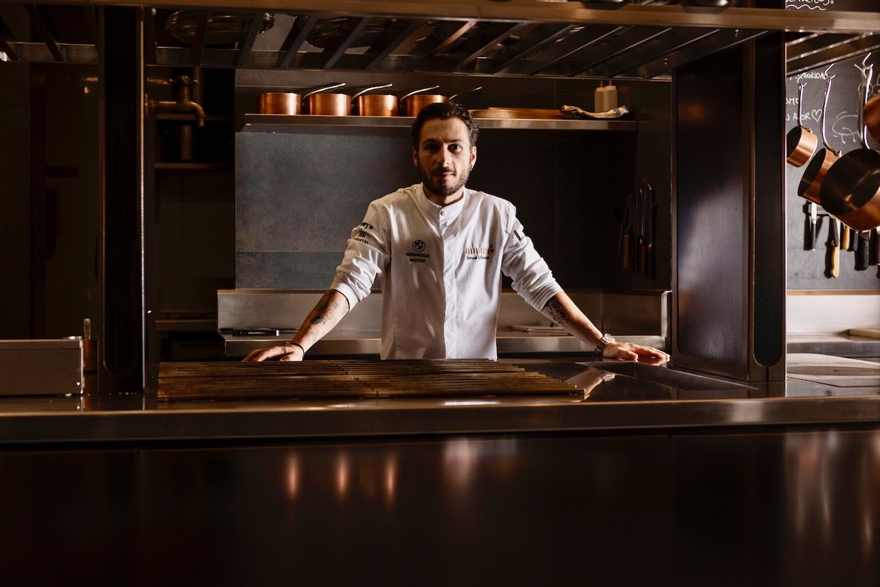 Samuel Naveira llevará el saber hacer de la gastronomía berciana al Gran Premio de Italia de motoGP 2 Samuel Naveira llevará el saber hacer de la gastronomía berciana al Gran Premio de Italia de motoGP 2