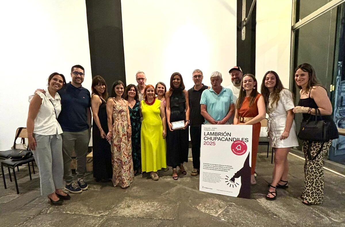 Silvia Fernández recibe en Madrid el premio ‘Lambrión Chupacandiles’ por su trayectoria y compromiso con El Bierzo 1