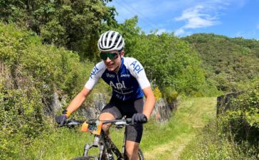 Iker Nuevo triunfa en La CorreOsa y consolida su brillante trayectoria en el MTB 1
