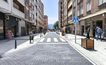 Las obras de la calle Obispo Osmundo y el entorno del Teatro Bérgidum de Ponferrada se inauguran tras cinco meses de trabajos 2