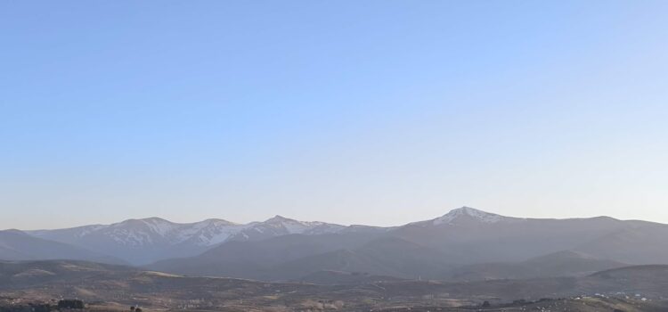 montes aquilianos desde montearena