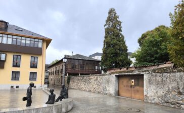 monumento esteban de la puente ponferrada